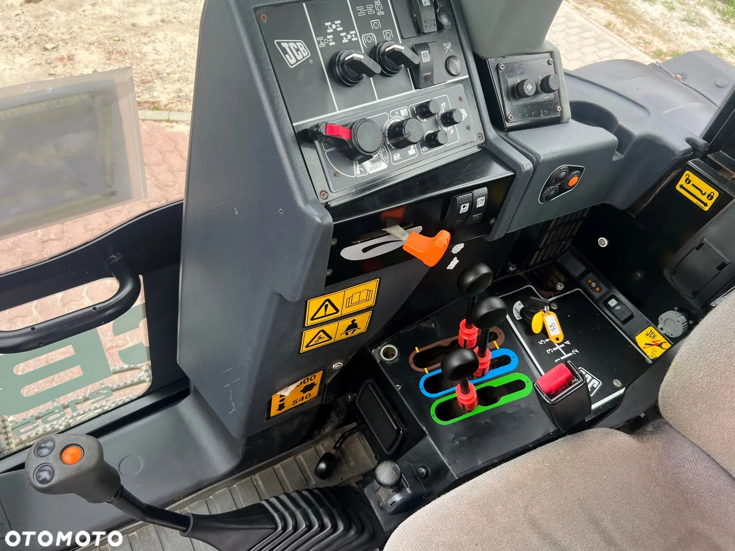 JCB Fastrac 2155 - 13