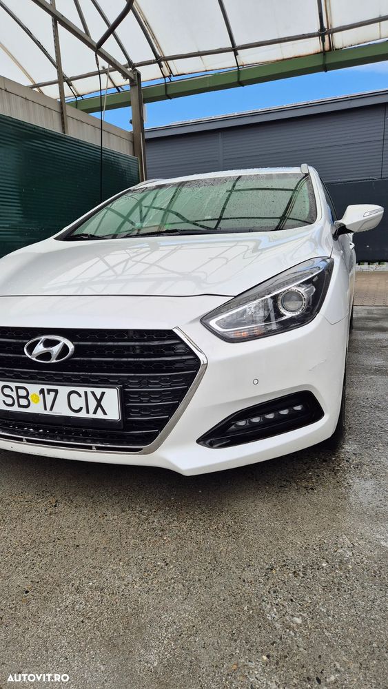 Hyundai i40 1.7 CRDI Highway+ - 1