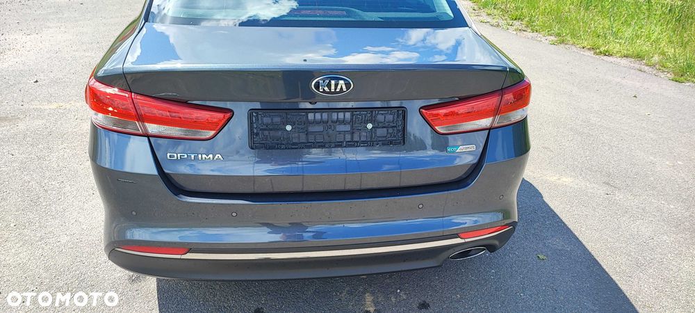Kia Optima - 2