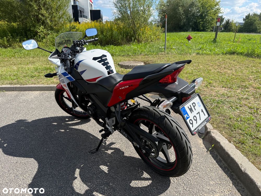 Honda CBR - 8