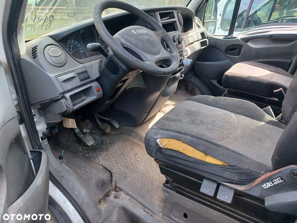 Kabina Iveco Daily 2013 z Włoch Kompletna sanki resory kiper wywrot hds silnik - 9