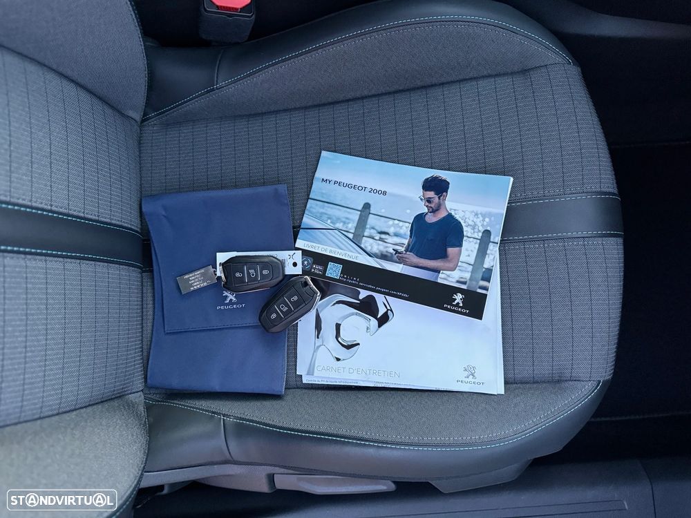 Peugeot 2008 1.2 PureTech Allure Pack EAT8 - 8