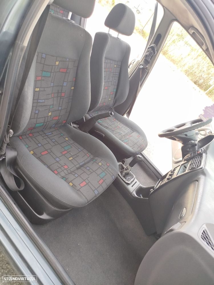 VW Polo 1.0 Fox DA - 9