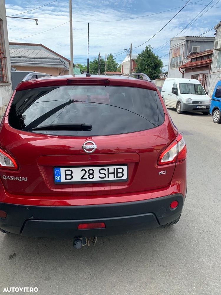 Nissan Qashqai - 2