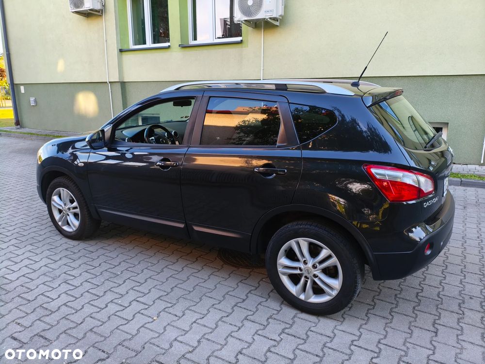 Nissan Qashqai 2.0 dCi 4 x 4 DPF tekna - 3