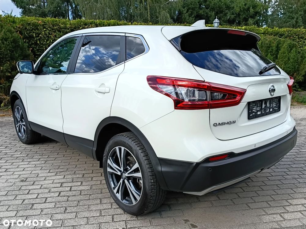Nissan Qashqai 1.2 DIG-T N-Connecta - 12