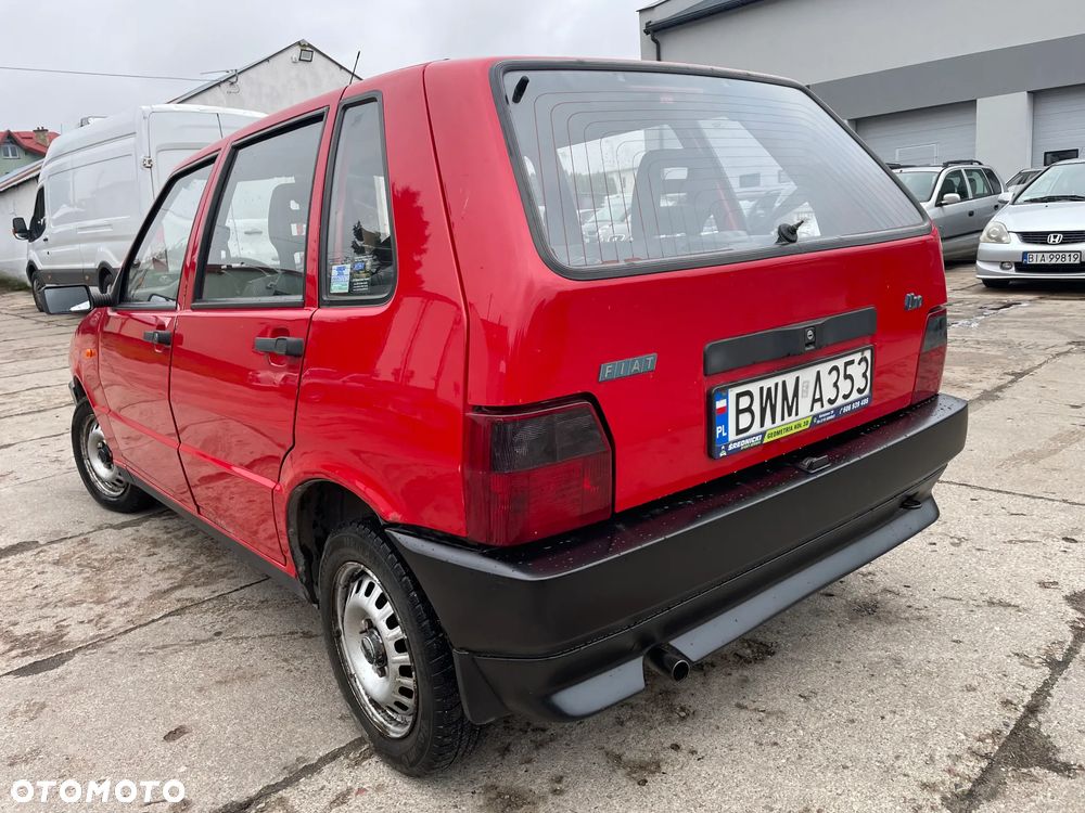 Fiat Uno 899 - 6