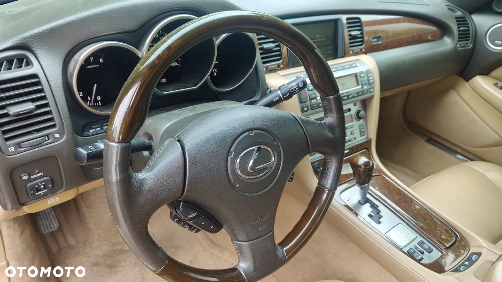 Lexus SC 430 - 26