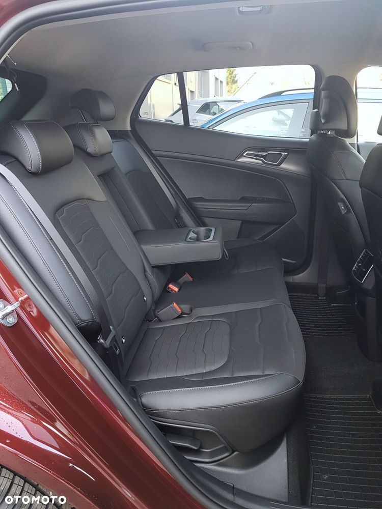 Kia Sportage 1.6 T-GDI Anniversary 2WD DCT - 29