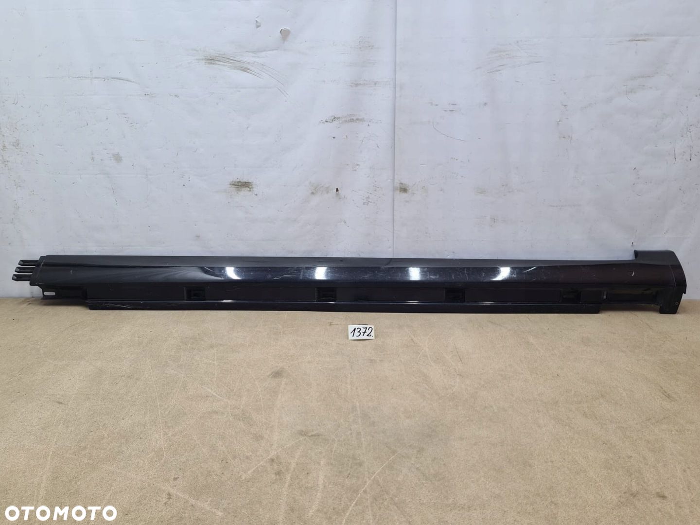 LISTWA PROGU PROGOWA VW PASSAT B7 PRAWA - 1