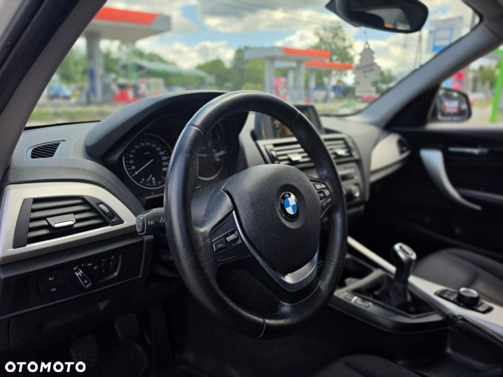 BMW Seria 1 - 18
