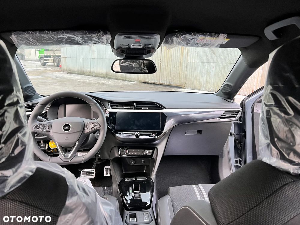 Opel Corsa 1.2 T GS S&S - 13
