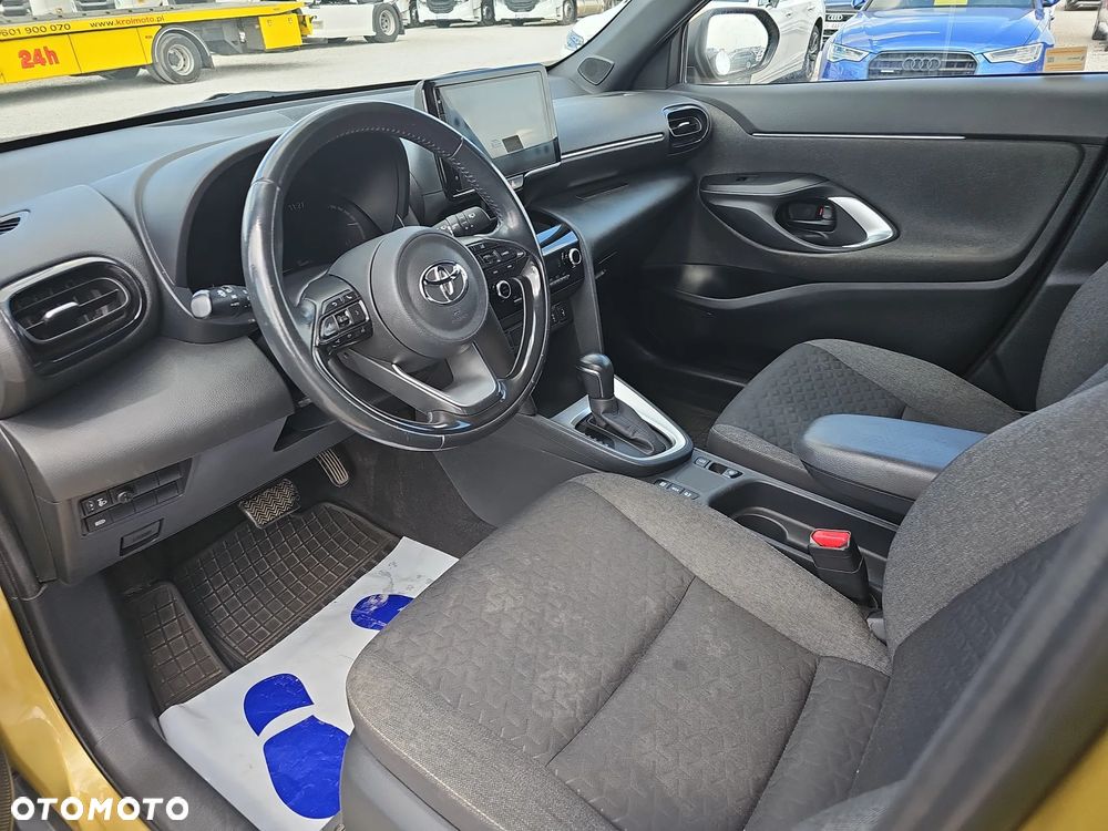 Toyota Yaris Cross - 10