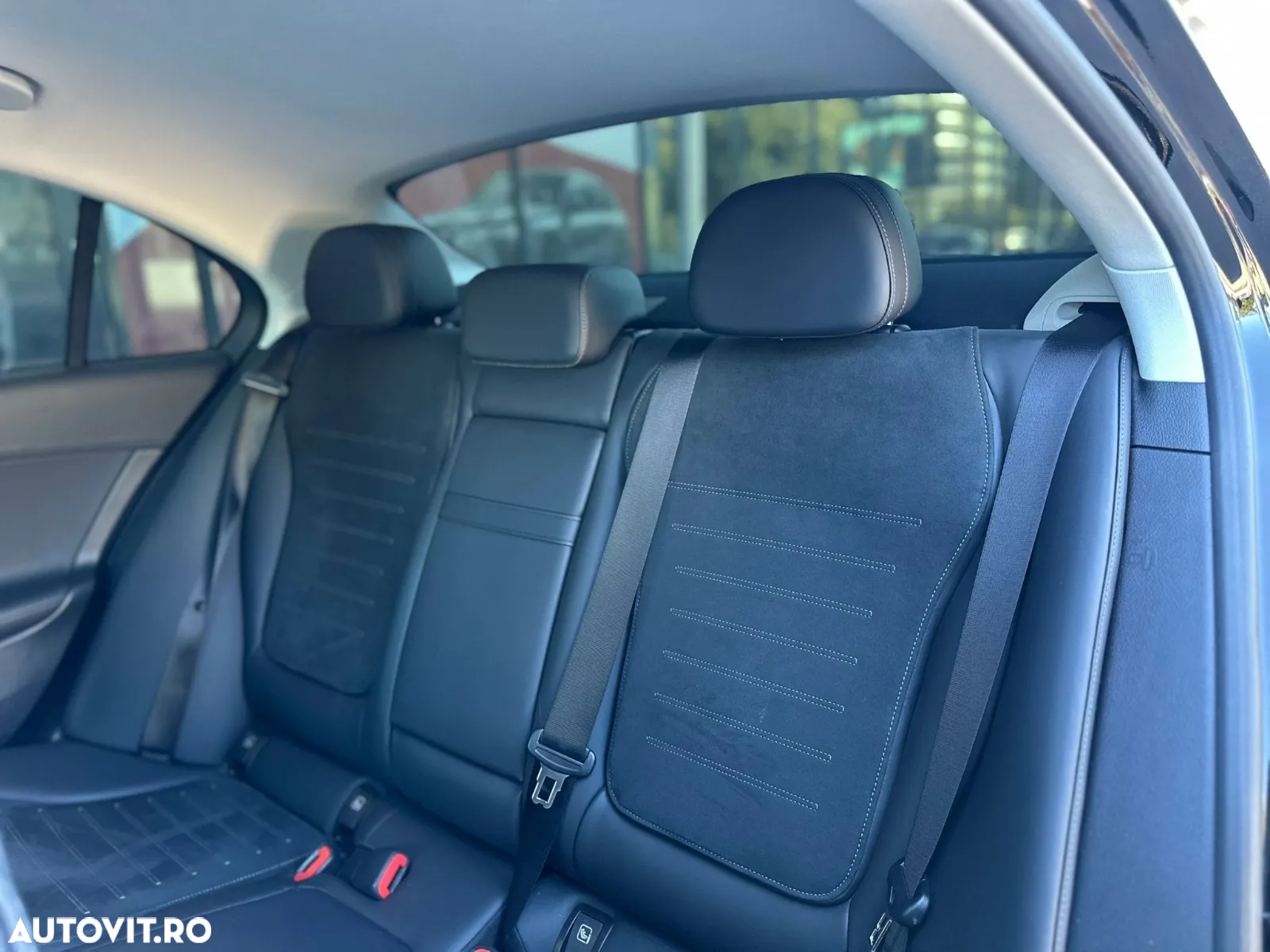 Mercedes-Benz C 300 MHEV 4MATIC T-Modell Aut. - 17