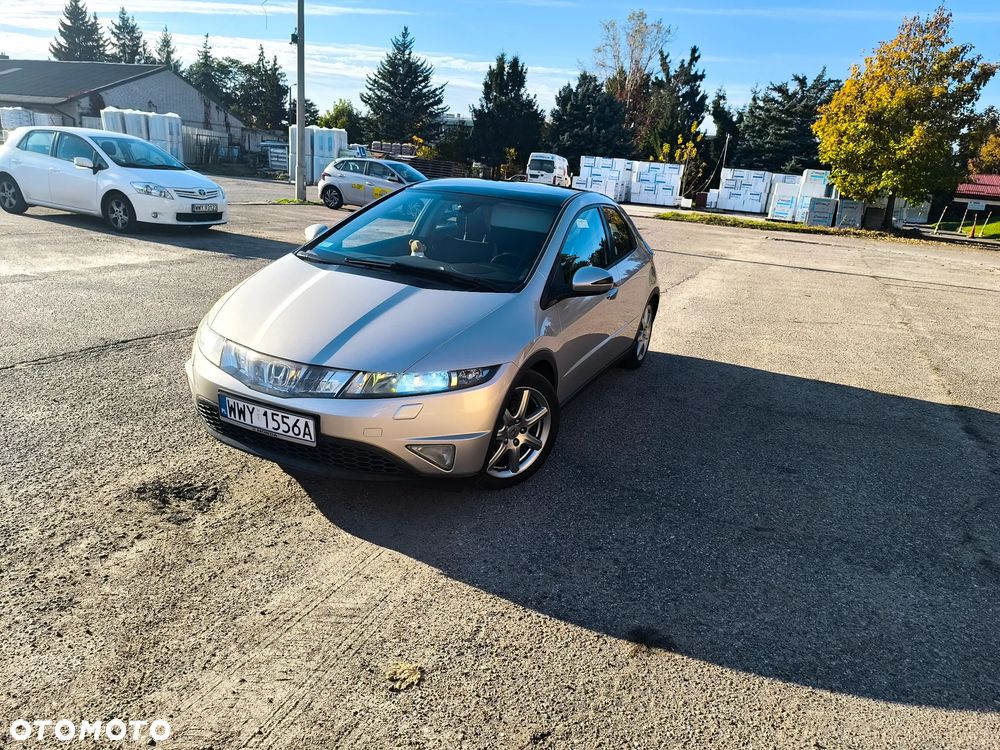 Honda Civic 1.8 Executive - 13