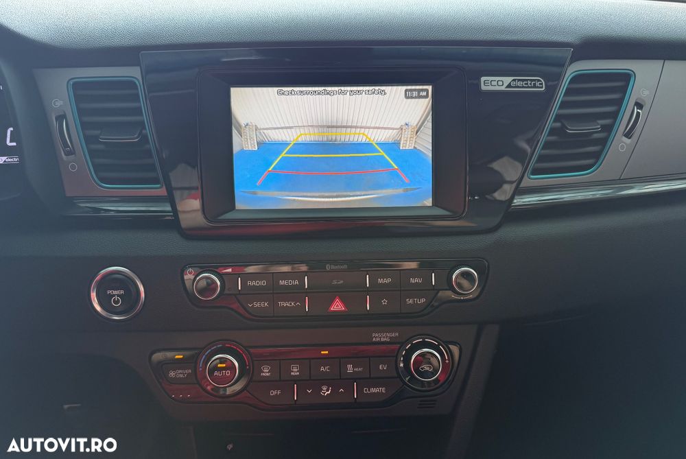 Kia Niro - 31
