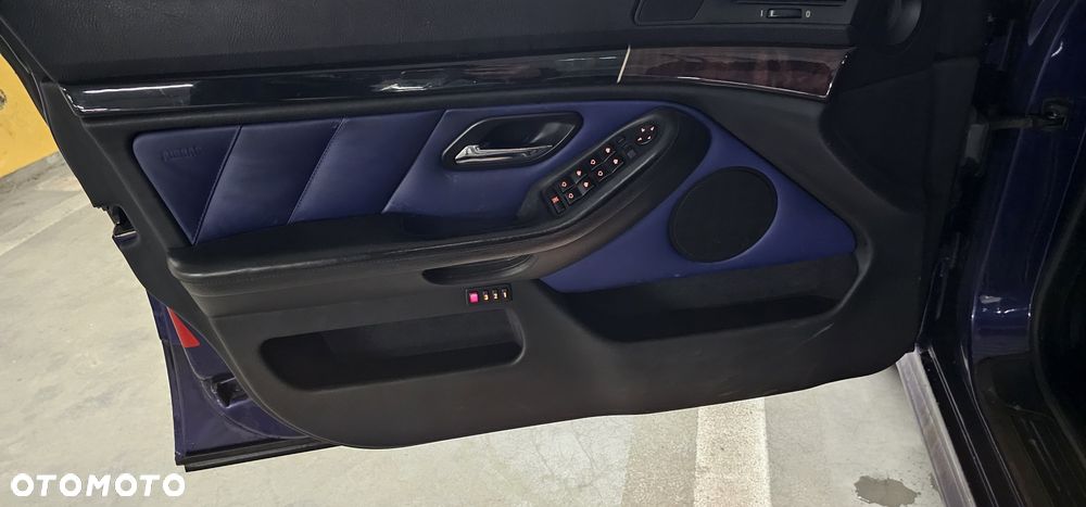 BMW Seria 5 - 8