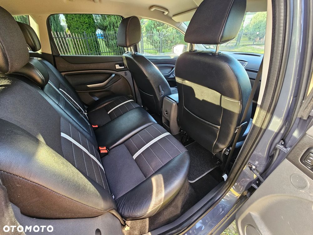 Ford Kuga 2.0 TDCi 2x4 Trend - 15