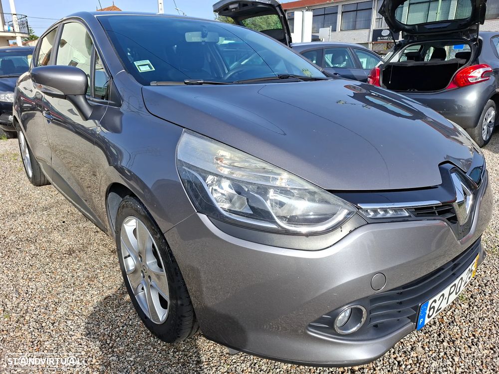 Renault Clio - 1