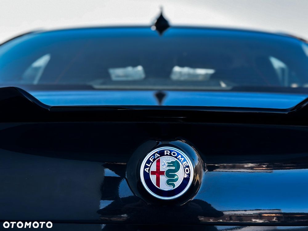 Alfa Romeo Giulia 2.2 D Turbo - 20
