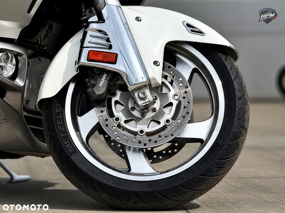 Honda GL - 15