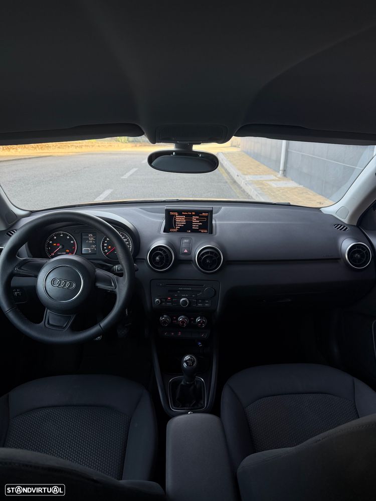 Audi A1 1.2 TFSi Sport - 8