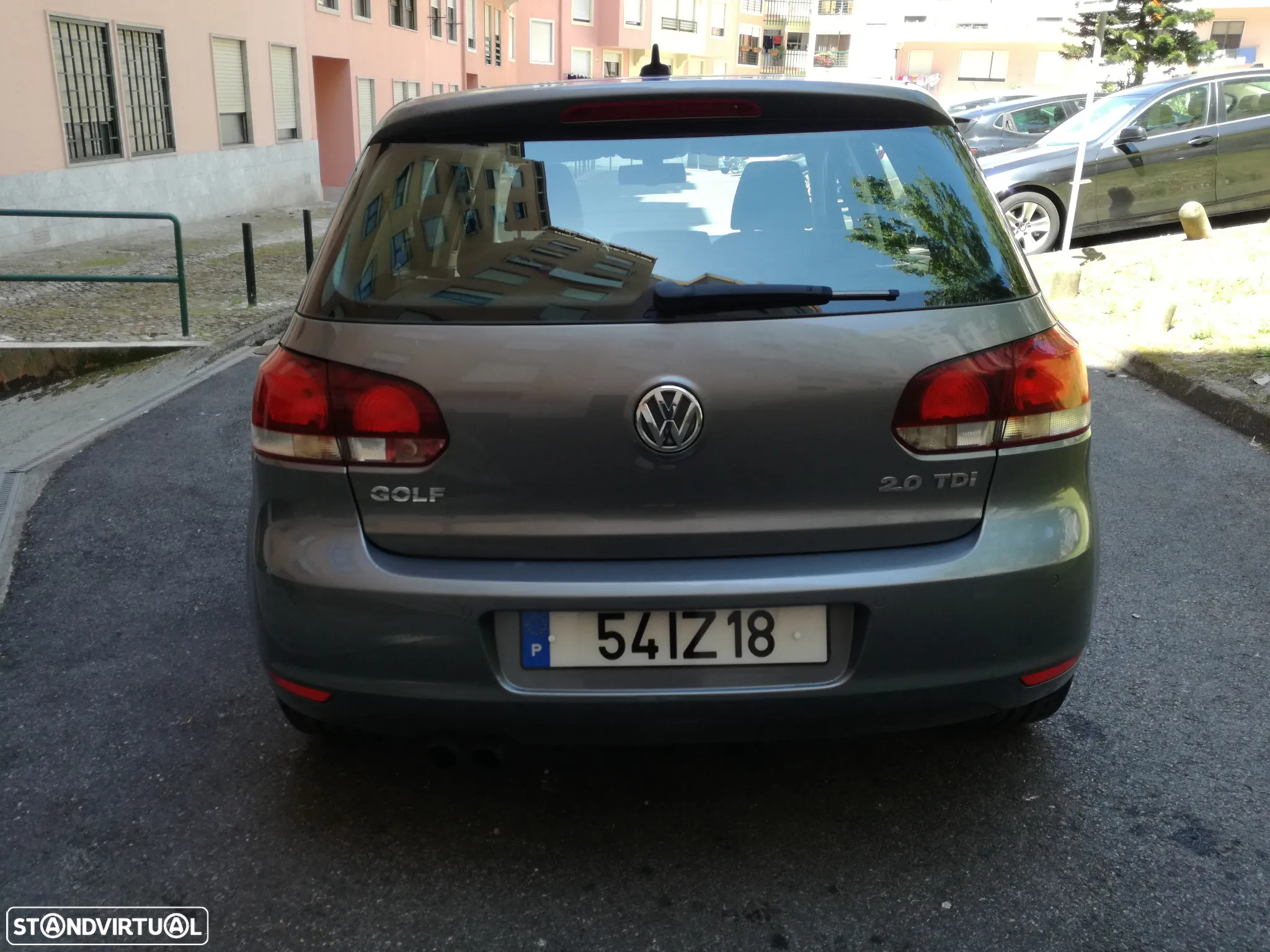 VW Golf 2.0 TDi Highline - 6
