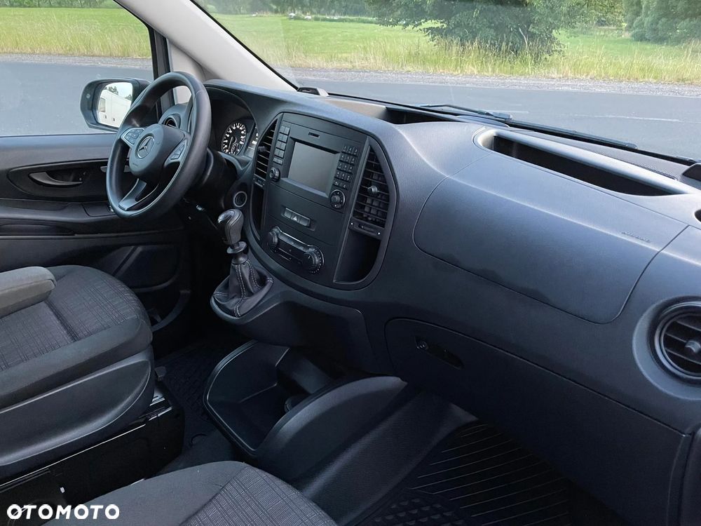 Mercedes-Benz Vito - 12