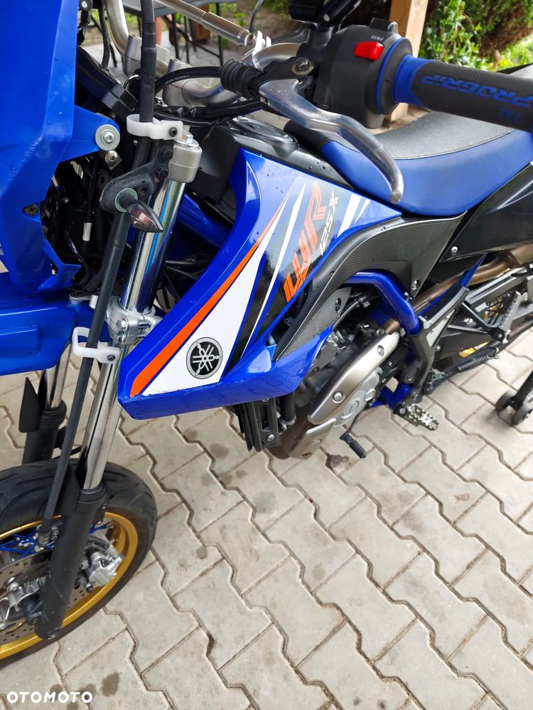 Yamaha WR - 8