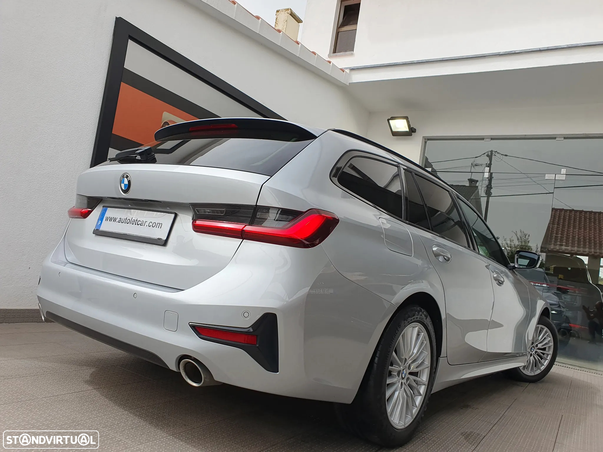 BMW 320 d Touring Line Sport Auto - 27