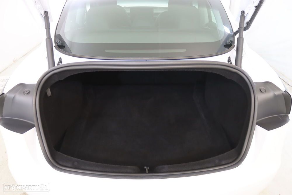 Tesla Model 3 Tração Traseira - 37