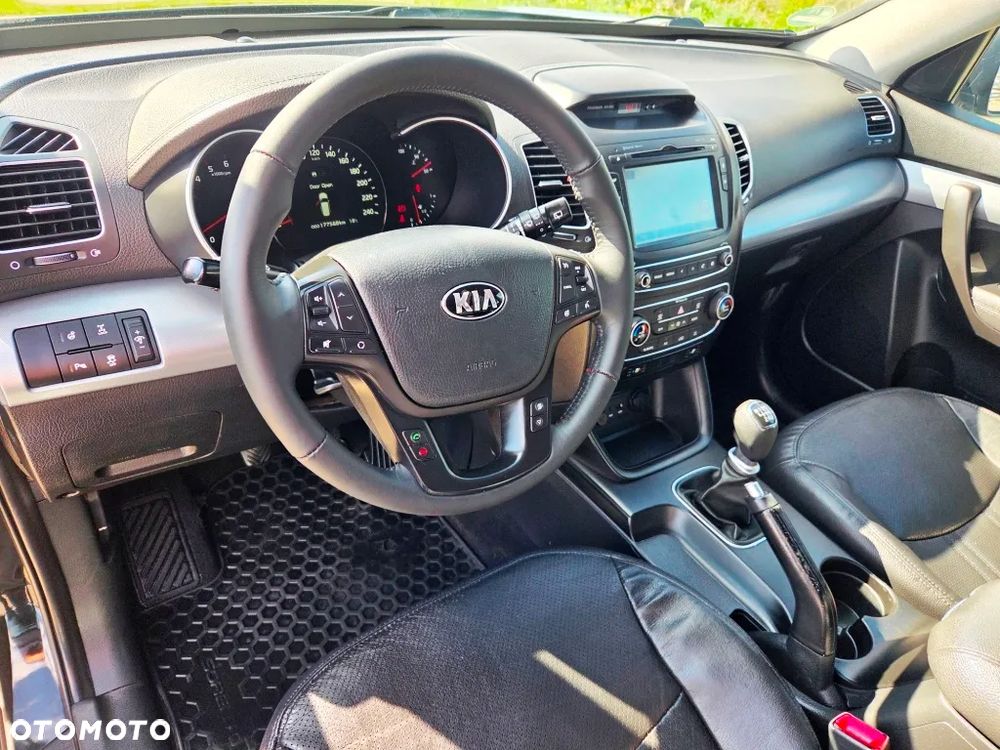 Kia Sorento 2.0 CRDI XL 7os - 26