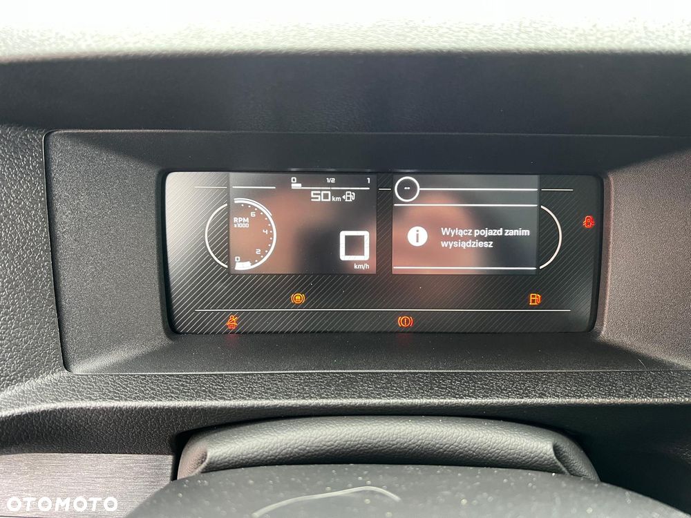 Fiat Scudo brygadowe 6-osobowe L2H1 - 22
