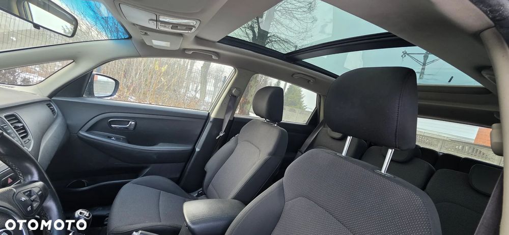 Kia Carens 1.7 CRDi 115 Dream-Team Edition - 7