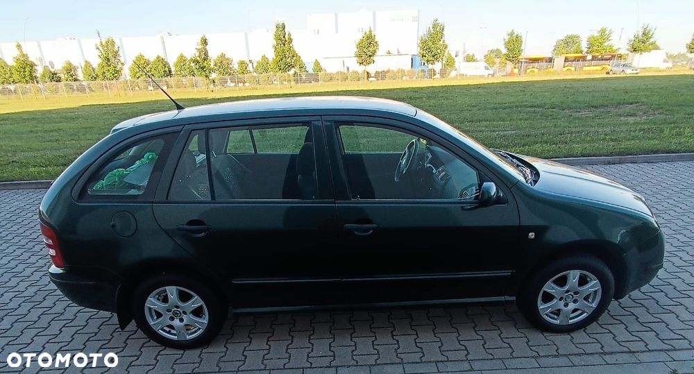 Skoda Fabia - 4