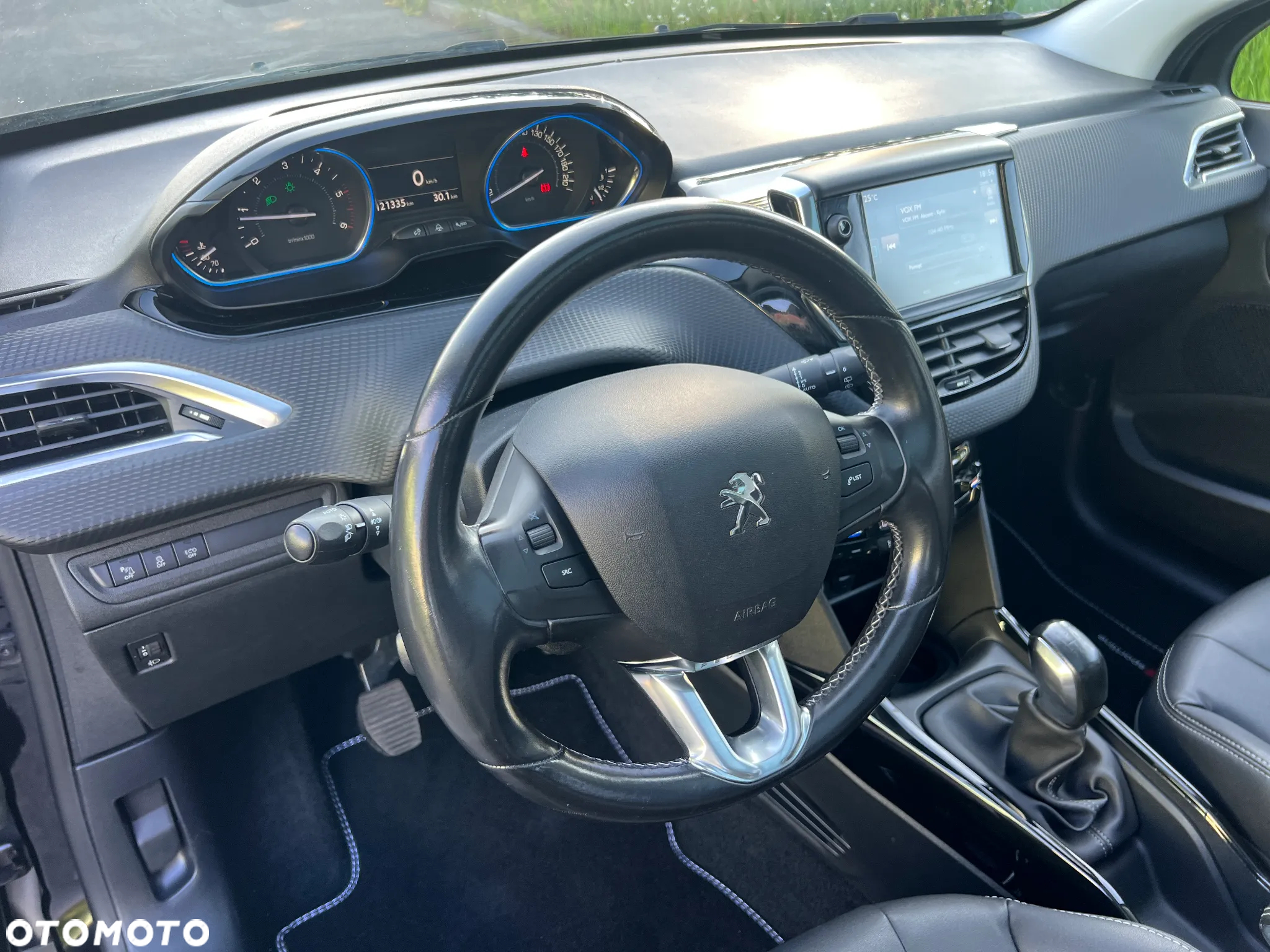 Peugeot 2008 - 18