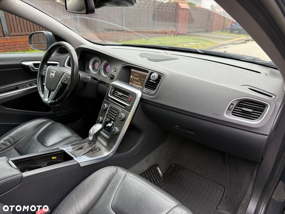 Volvo S60 2.5 T5 - 12