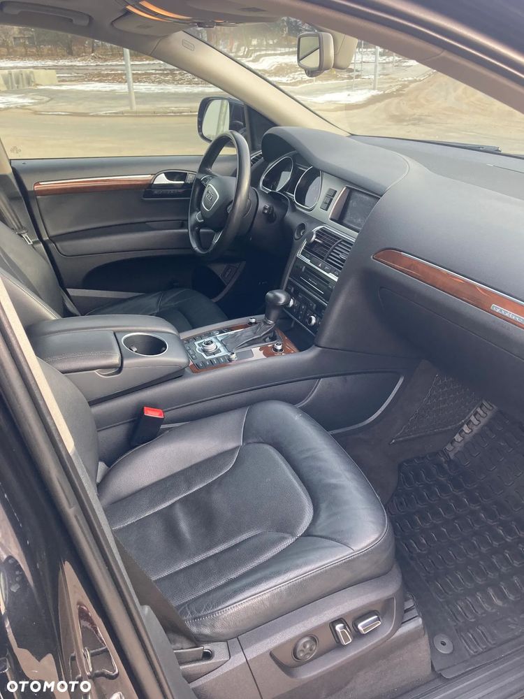 Audi Q7 - 11