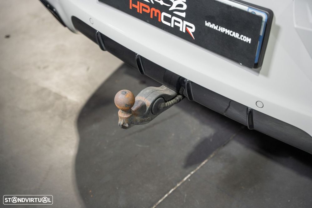 Porsche Cayenne Coupé E-Hybrid - 15