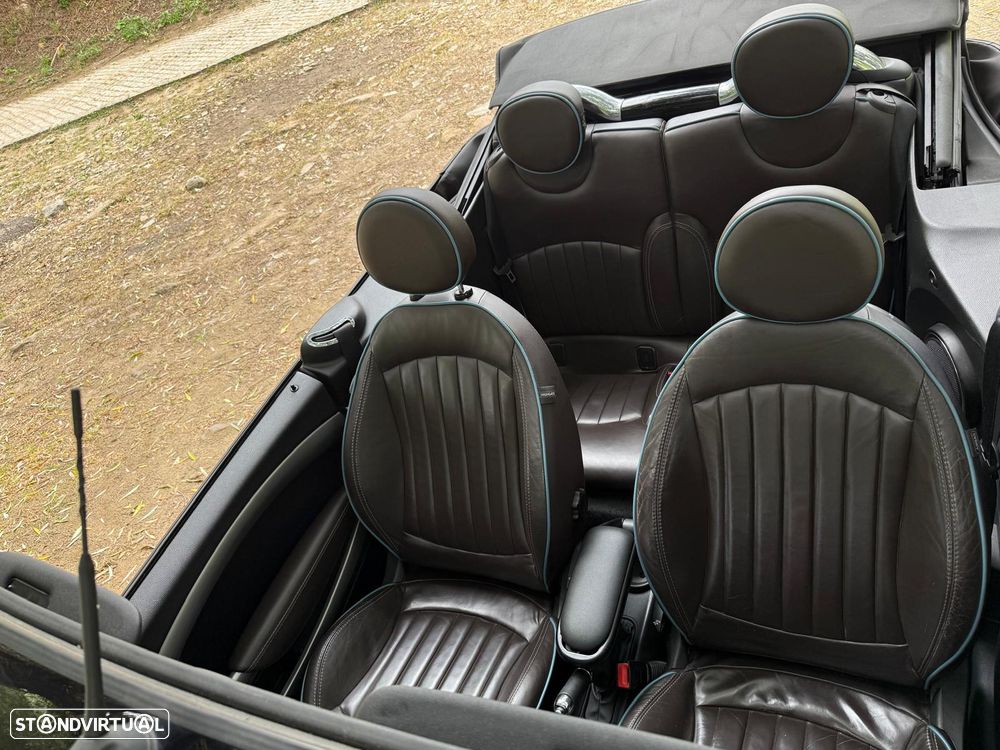MINI Cabrio Cooper D - 23