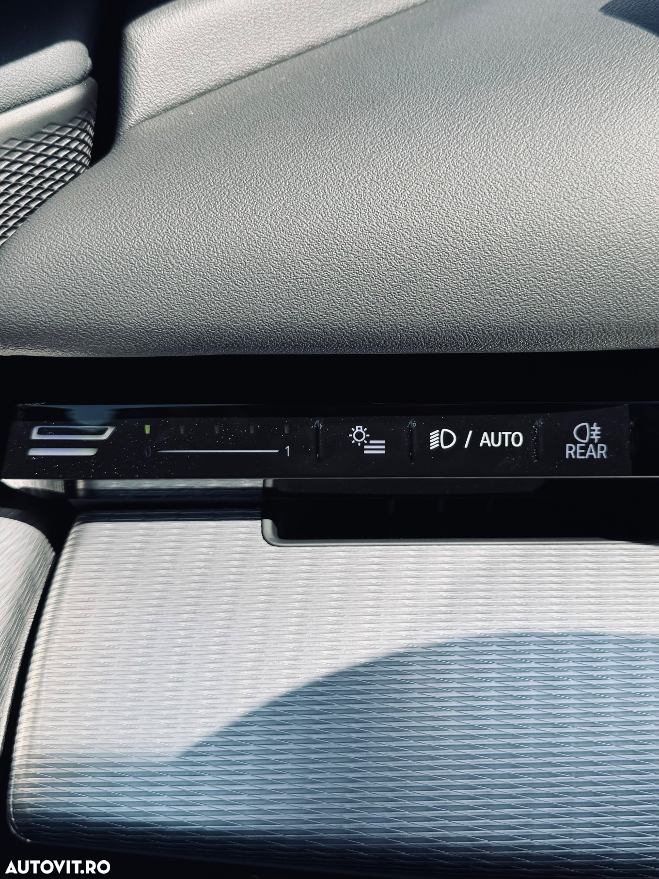 BMW Seria 5 520d xDrive AT MHEV - 28