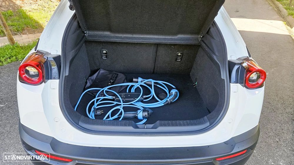 Mazda MX-30 e-SKYACTIV Advantage+Modern Confidence - 36