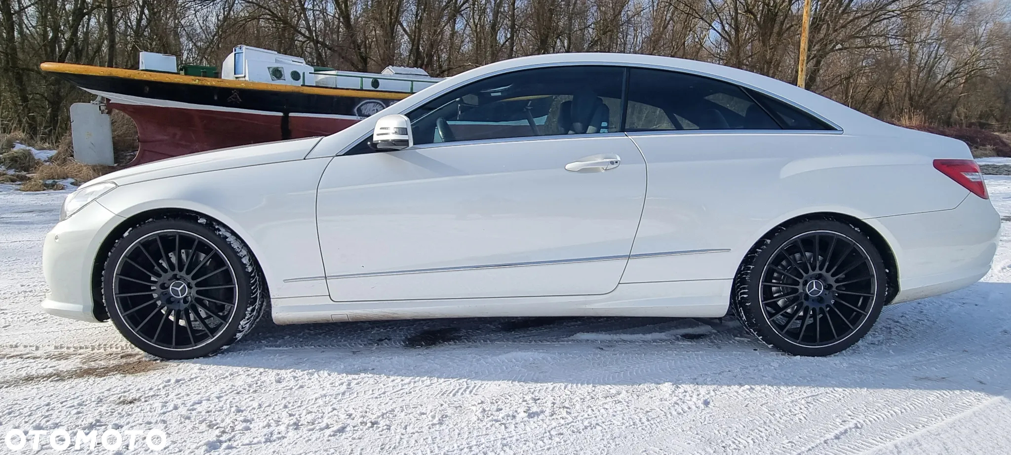 Mercedes-Benz Klasa E 250 CGI Coupe BlueEFFICIENCY Automatik Elegance - 9