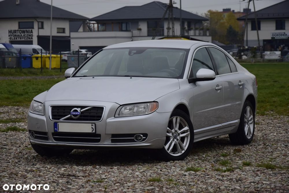 Volvo S80 - 1