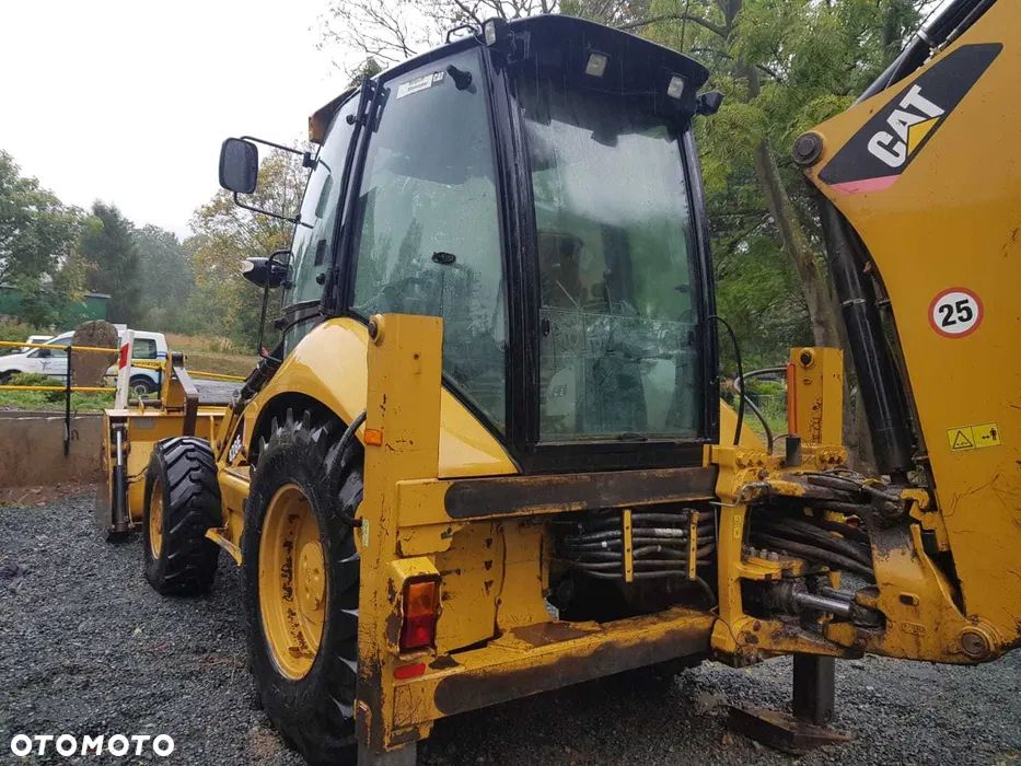 Caterpillar CAT 428E - 2