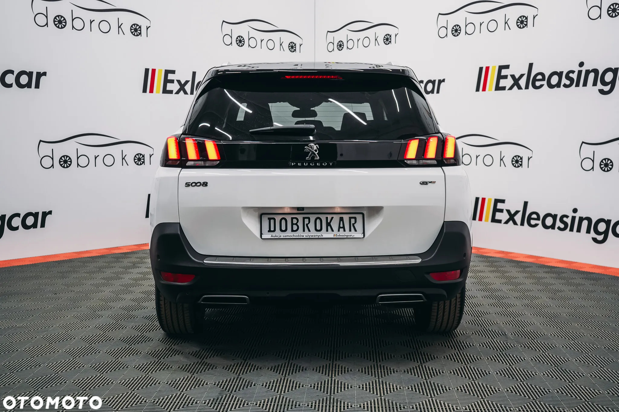 Peugeot 5008 BlueHDI 180 EAT8 GT - 12