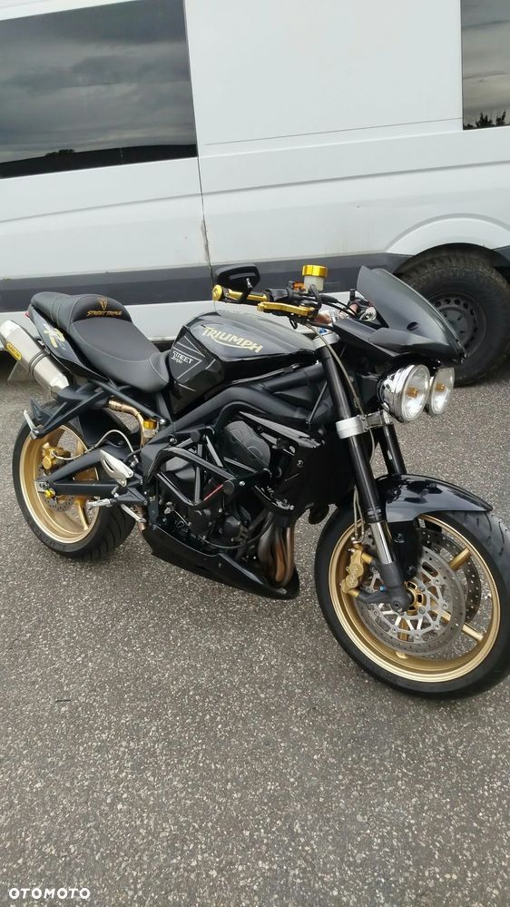 Triumph Street Triple