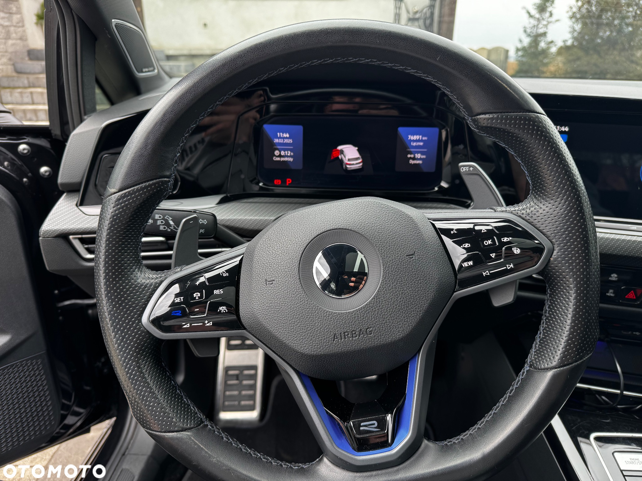 Volkswagen Golf - 11