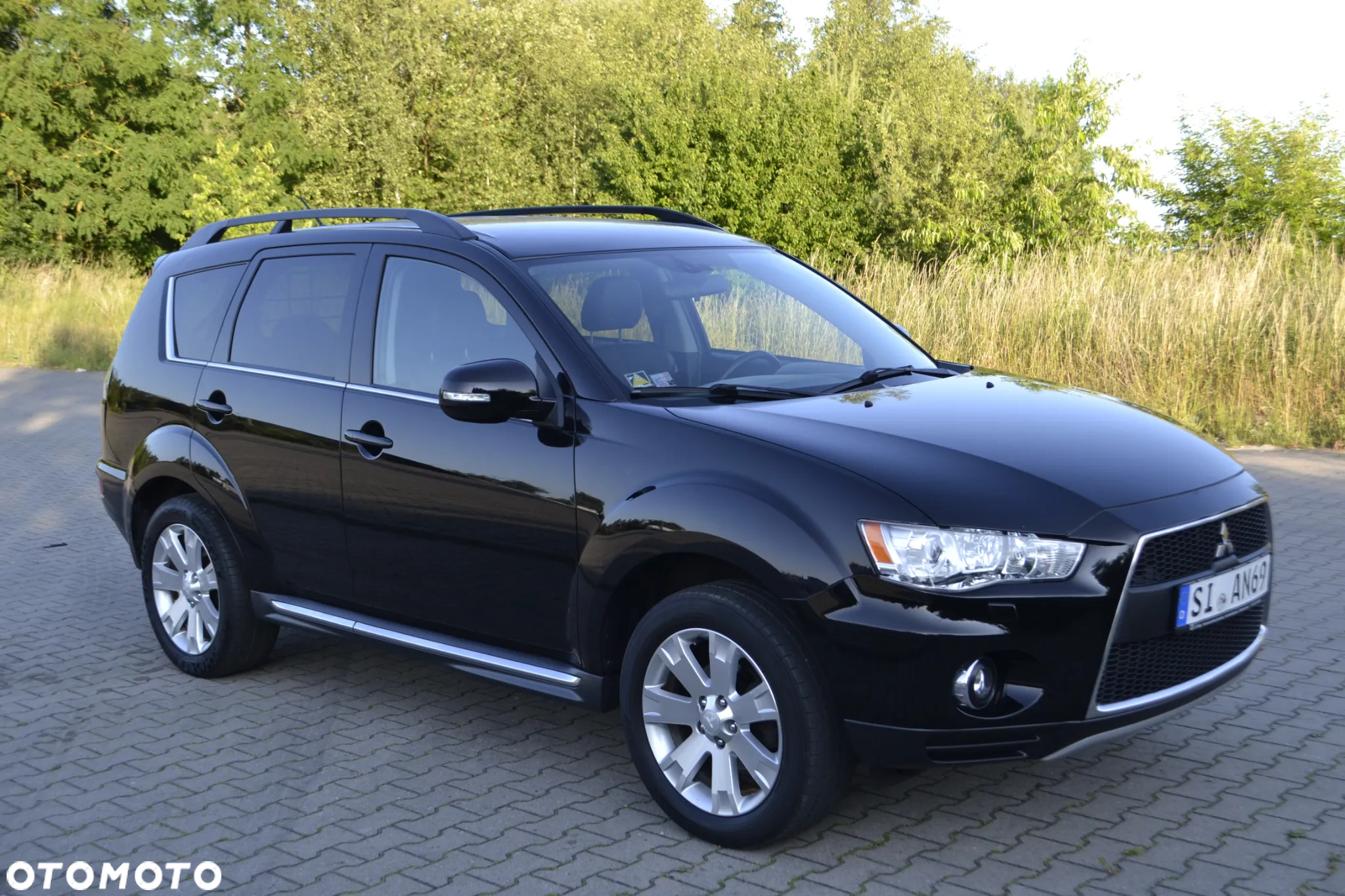 Mitsubishi Outlander 2.0 Intense 2WD EU5 - 10