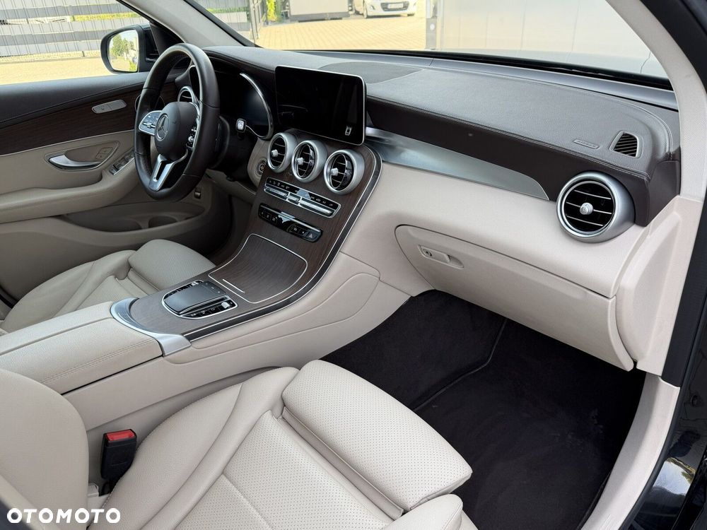 Mercedes-Benz GLC 220 d 4-Matic - 22